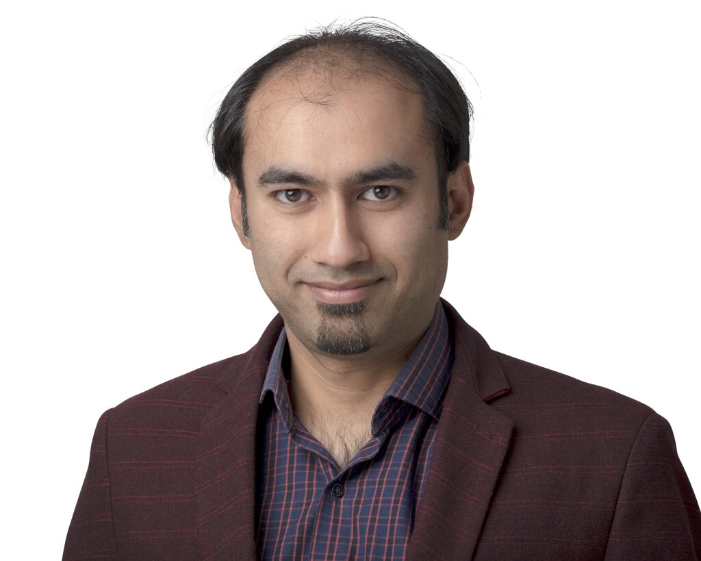 A headshot of Awais.